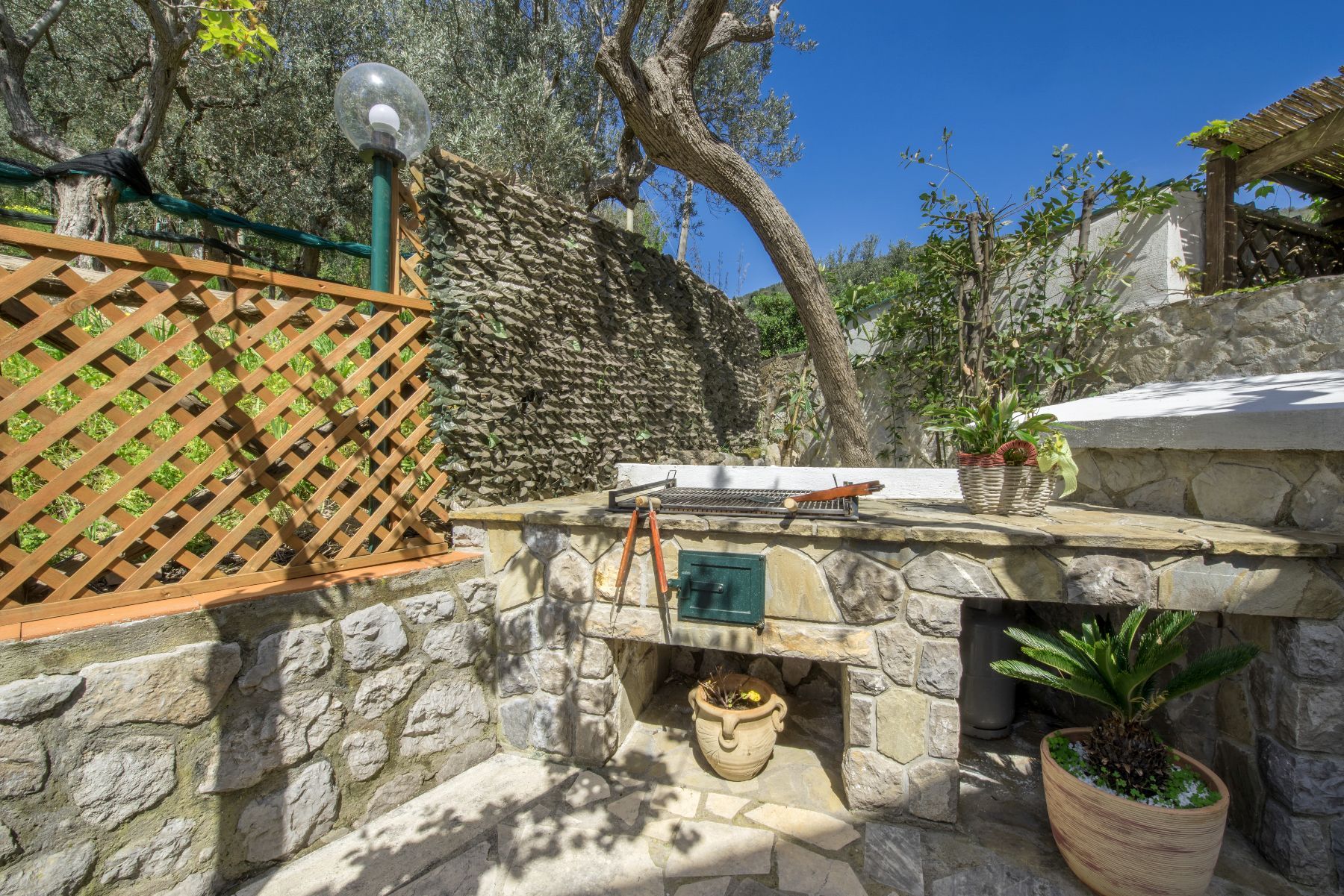 Jamali villa photo.